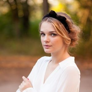 Black Velvet Bow Headband